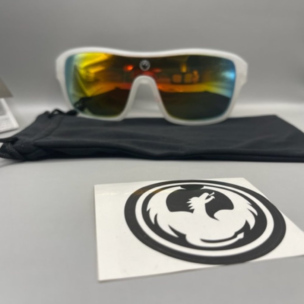 Two DRAGON Glass BUNDLE - Picture 6 of 6